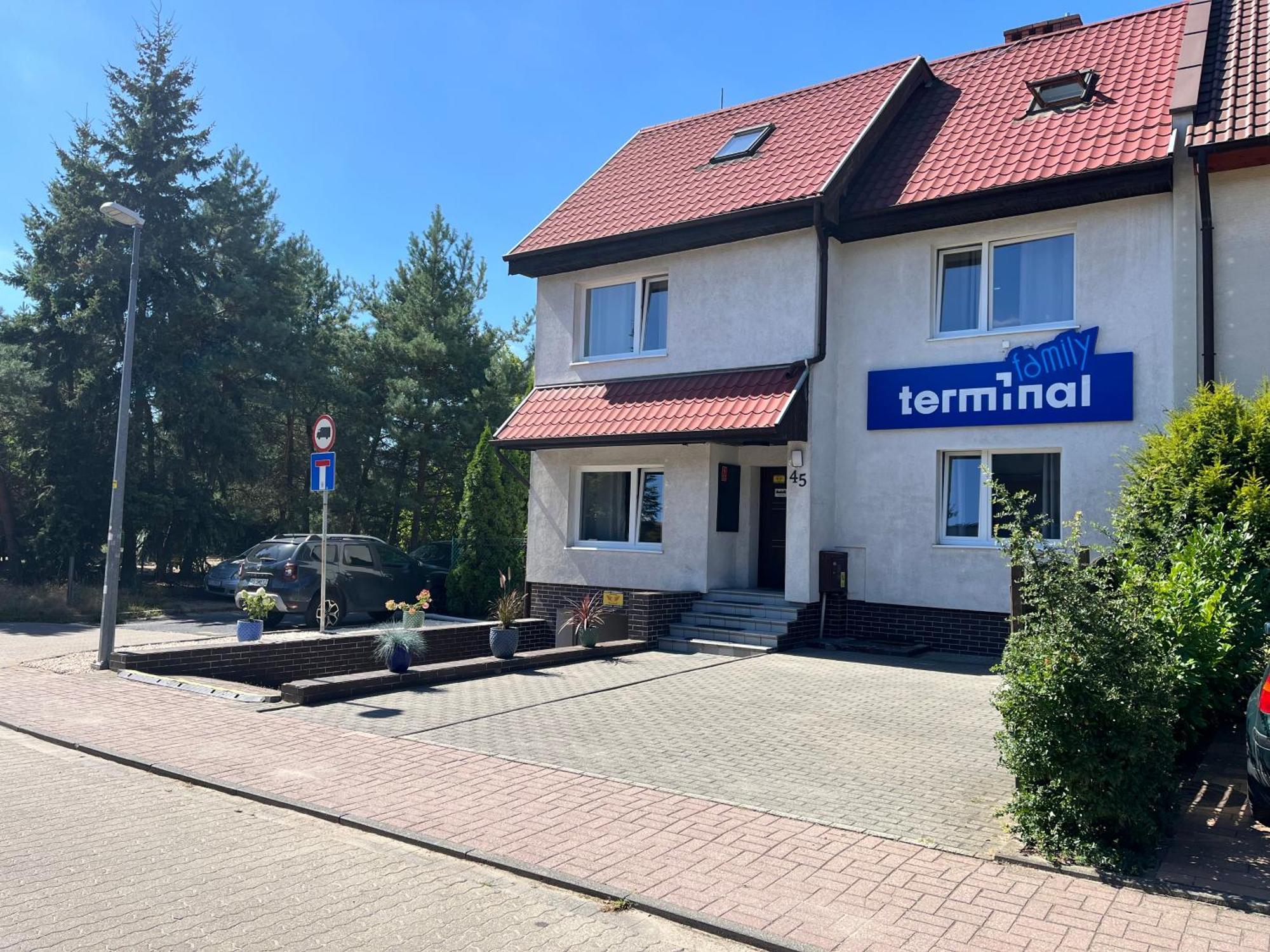 Terminal Family Airport Hostel - Poznan, Poznan